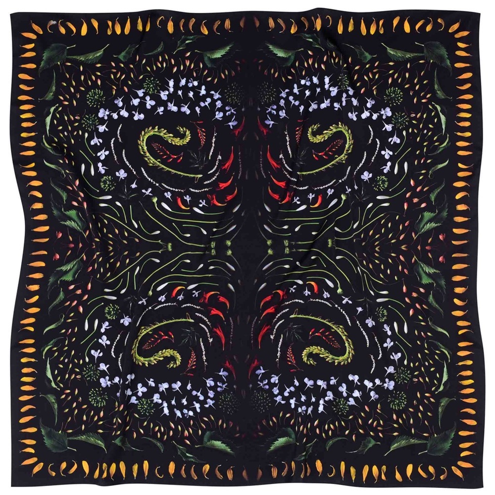🔥🔥🔥Lisa King and London Flower School silk scarf NEW🔥🔥🔥